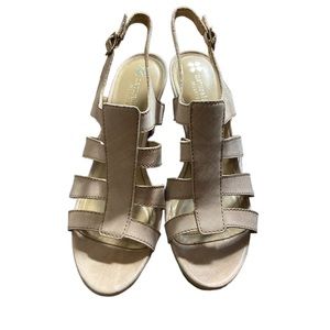 Naturalizer Preya Open Toe Platform High Heels Nude Size 9.5 Narrow